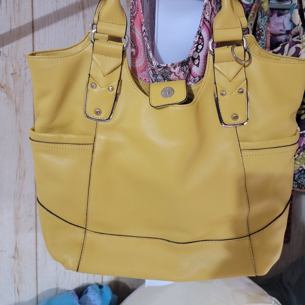 Yellow Women's Hobo Tote Bag - Stylish Everyday Carry